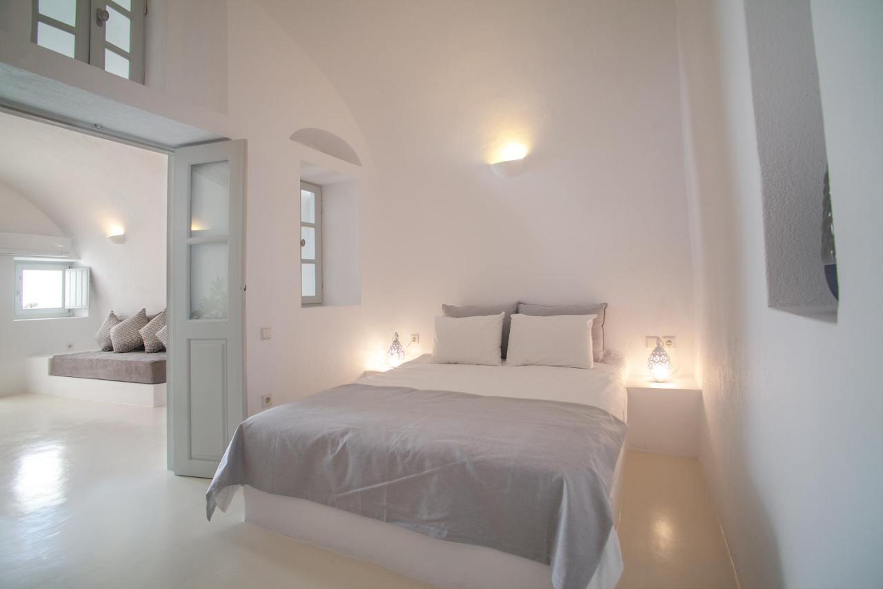 Radiant Santorini Aparthotel Messaria  Exterior photo